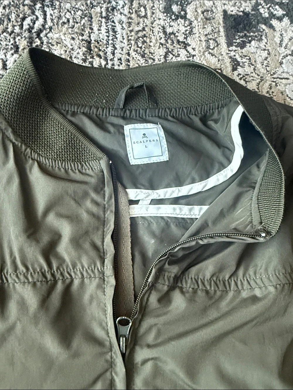Scalpers size large Men's Olive Bomber Jacket - Lightweight Zip Front